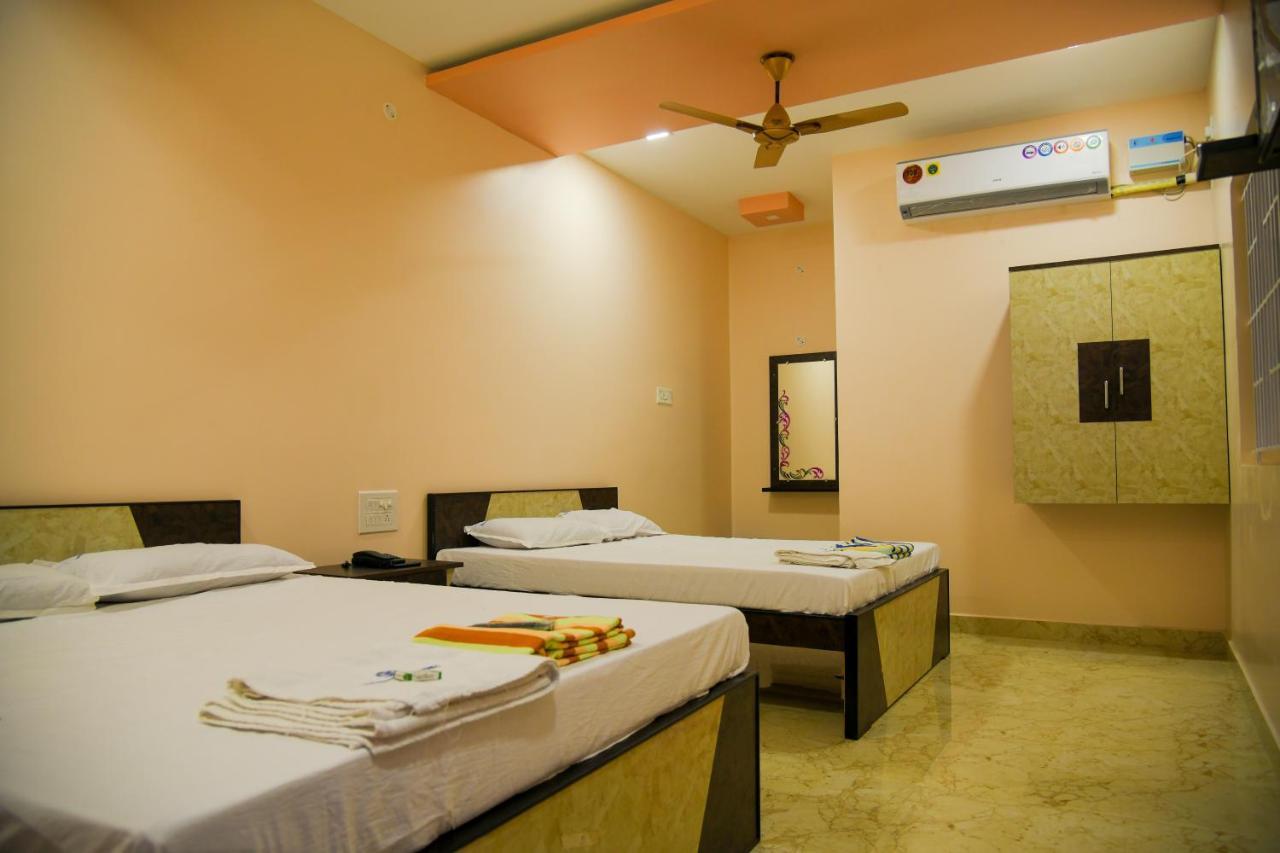 Sivamurugan Residency Bhavani Buitenkant foto