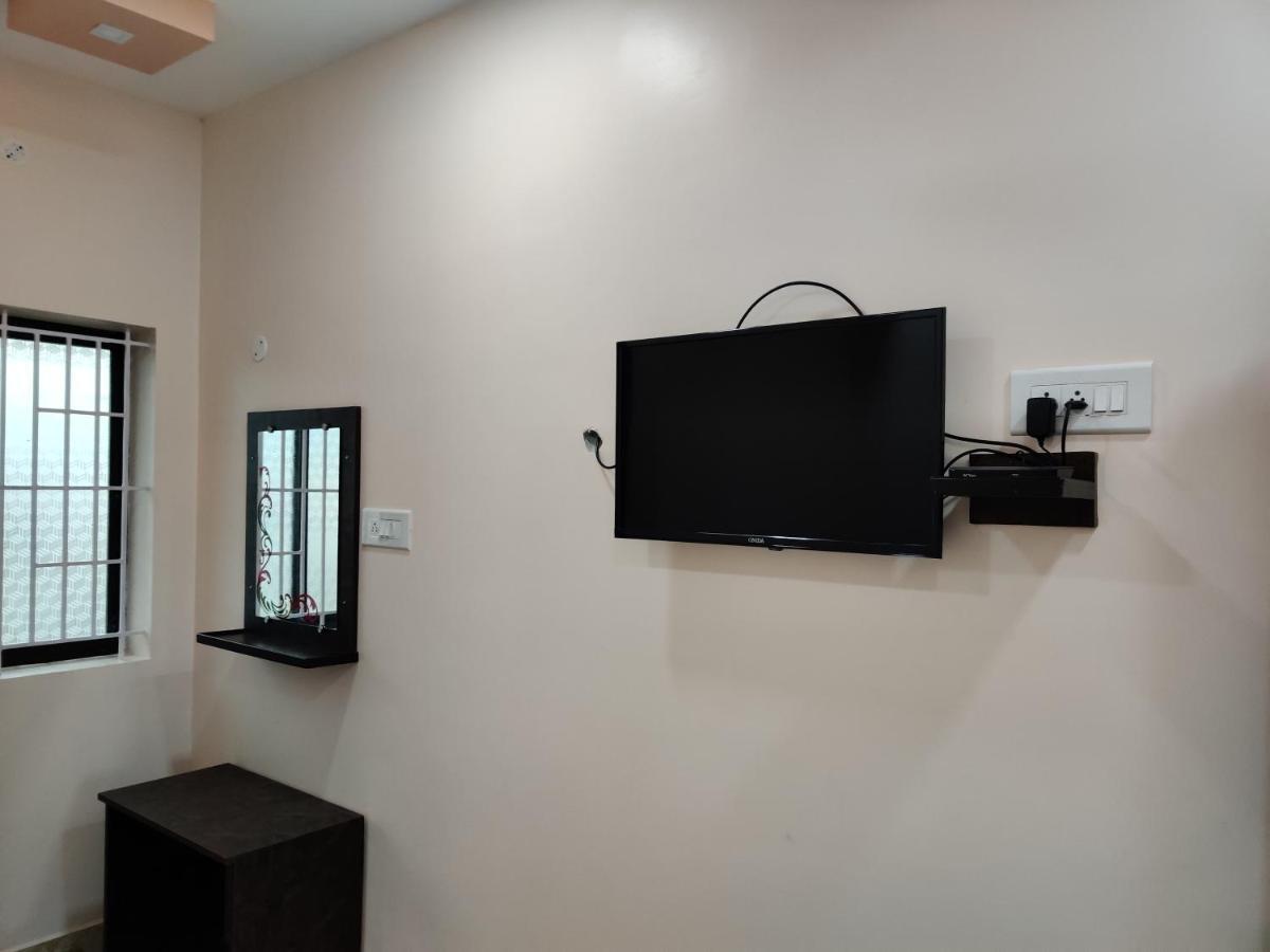 Sivamurugan Residency Bhavani Buitenkant foto